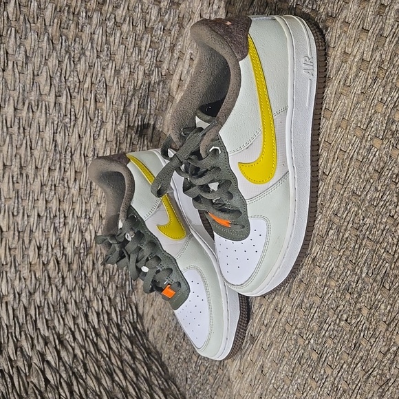 nike airforce 1 lvl8